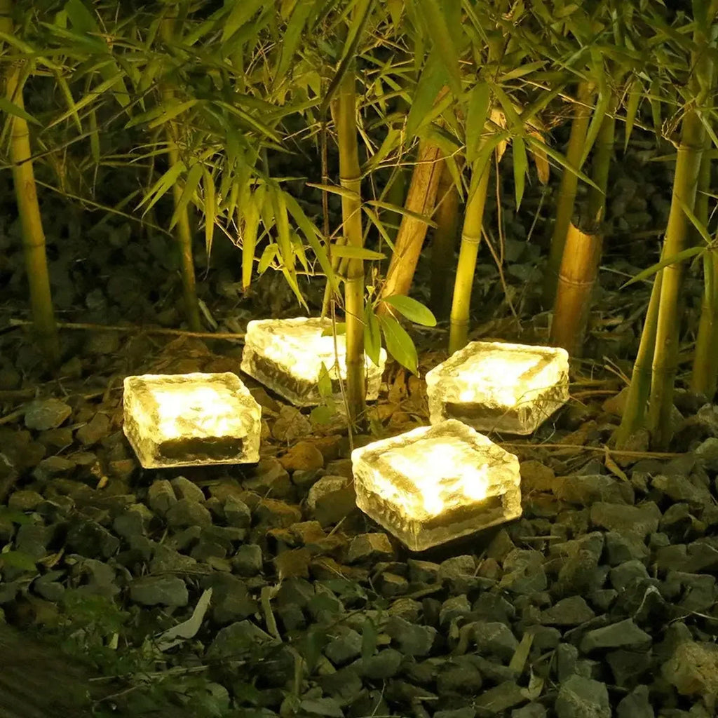 The Glacé Solar Glass Cube Garden Light