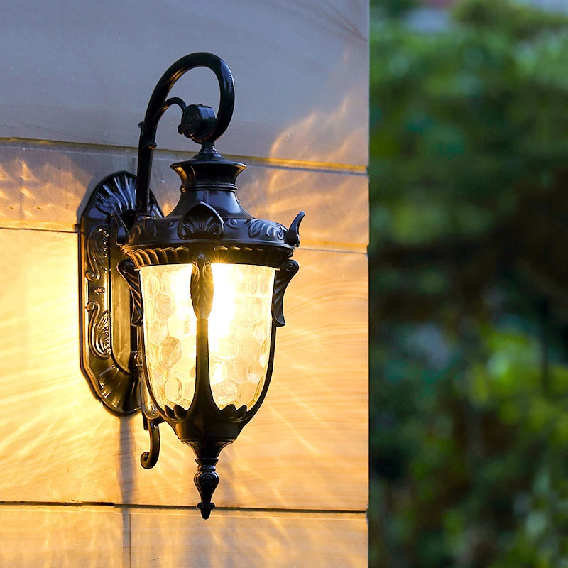 The Whitmore Heritage Outdoor Wall Lantern
